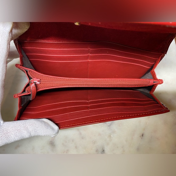 Gucci Guccissima Wallet - Picture 7 of 8